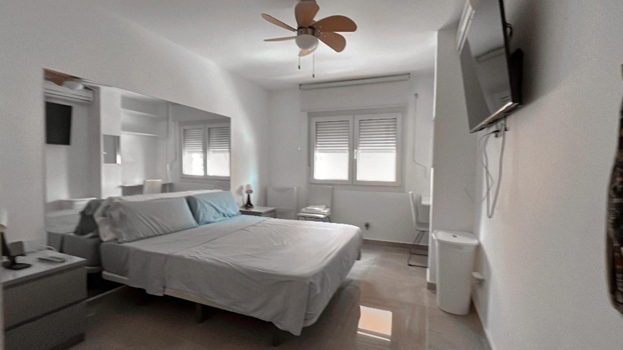 Precioso Dormitorio En El Centro De Torremolinos Exteriör bild